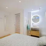 Olympia أذيخي